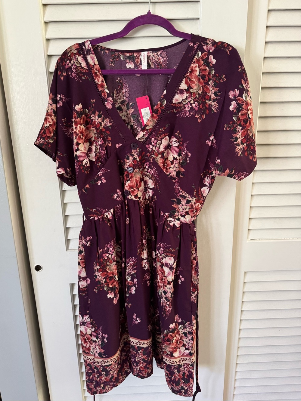 Xhilaration Plum Floral V-Neck Dress